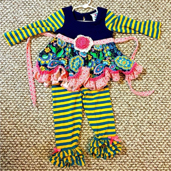 Long sleeve ruffle outfit - Picture 1 of 1